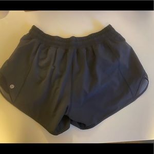 Lululemon Hotty Hot 2.5 shorts. Navy, size 6. Worn 2 times